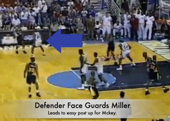 1660984679738064275.gif 4.gif